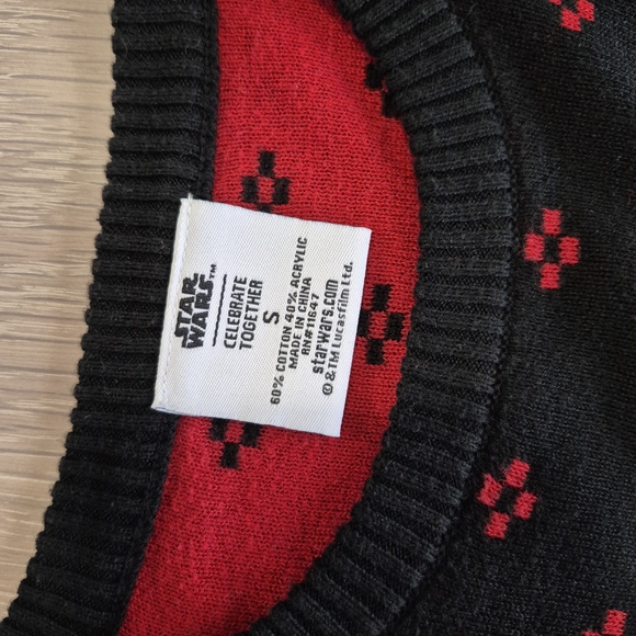 Star Wars Black and Red Graphic Sweater - Picture 7 of 9